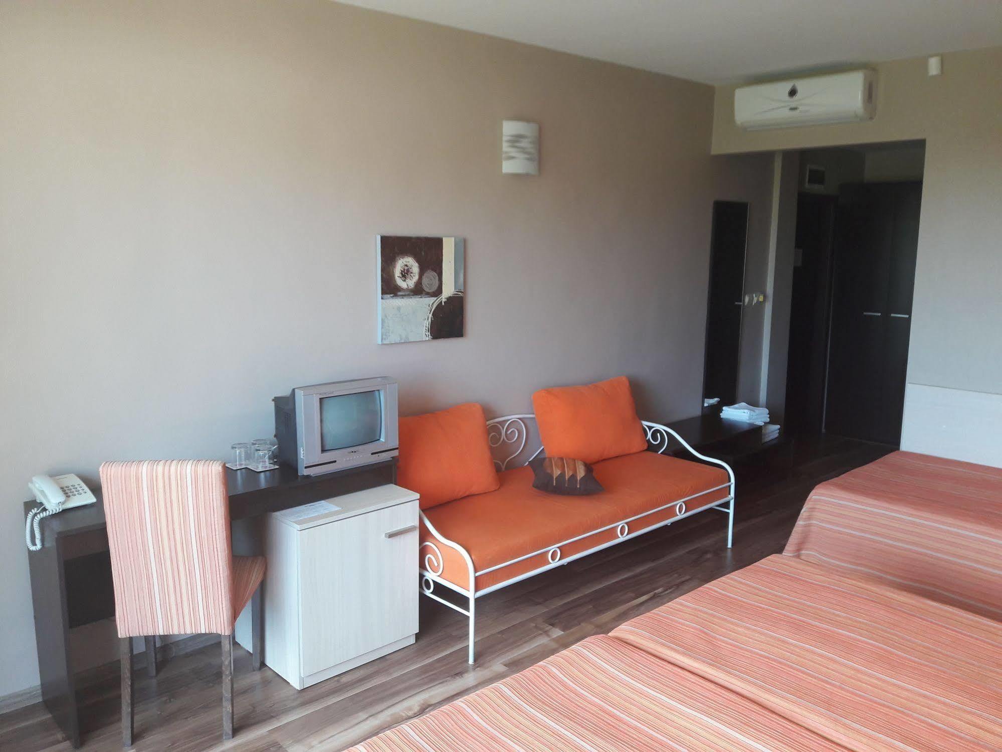 Motivi Hotel Saints Constantine and Helena Exterior foto