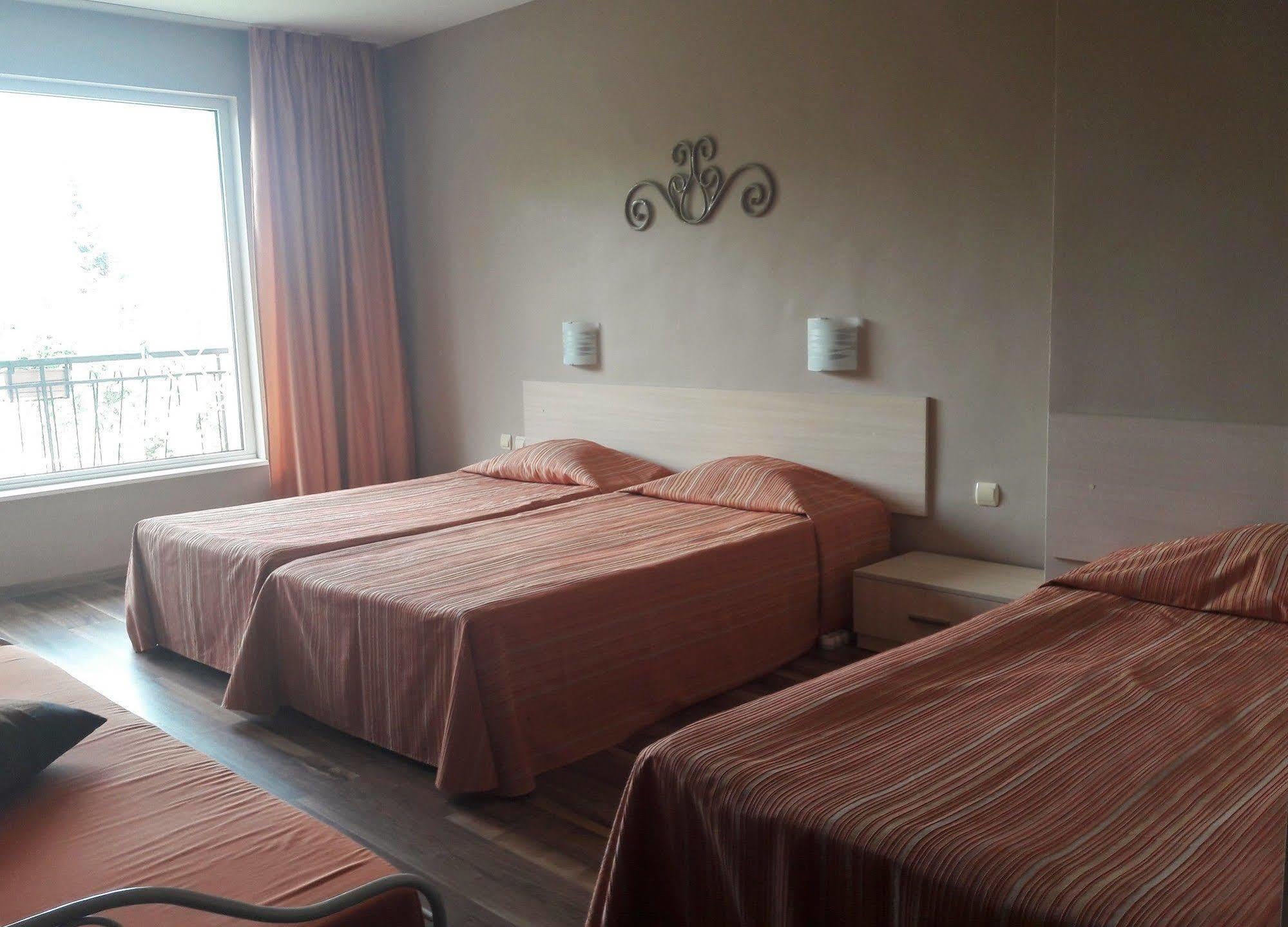 Motivi Hotel Saints Constantine and Helena Exterior foto